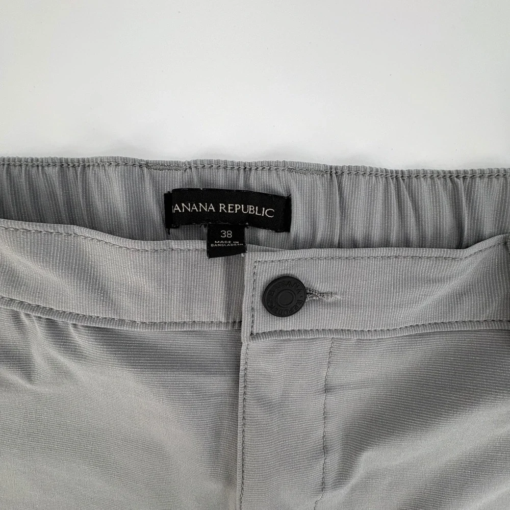Banana Republic Core Temp Shorts Mens 38 Gray Performance Stretch Tech 1559922